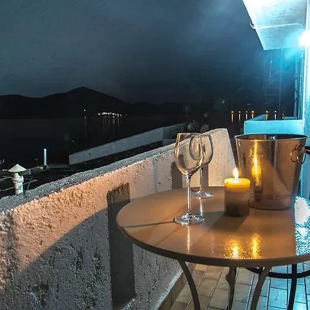 Apartment By The Sea Elounda (Crete)